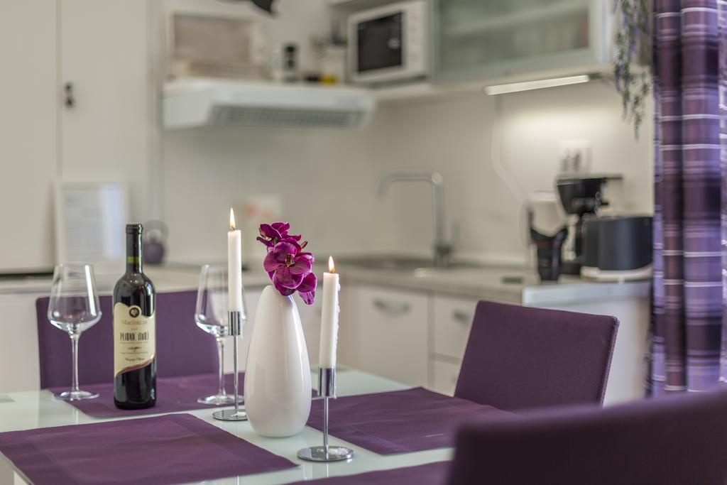Apartments Lavanda & Rozmarin สปลิท ภายนอก รูปภาพ